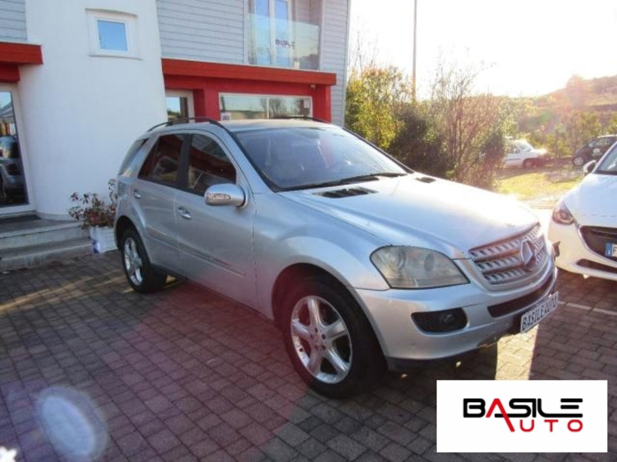 Mercedes-Benz Classe ML 320 CDI Offroad Pro (3)
