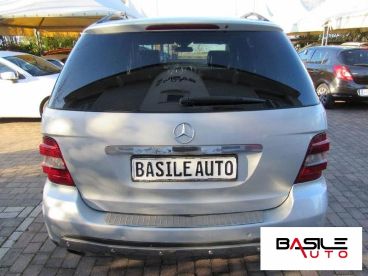 Mercedes-Benz Classe ML 320 CDI Offroad Pro (4)