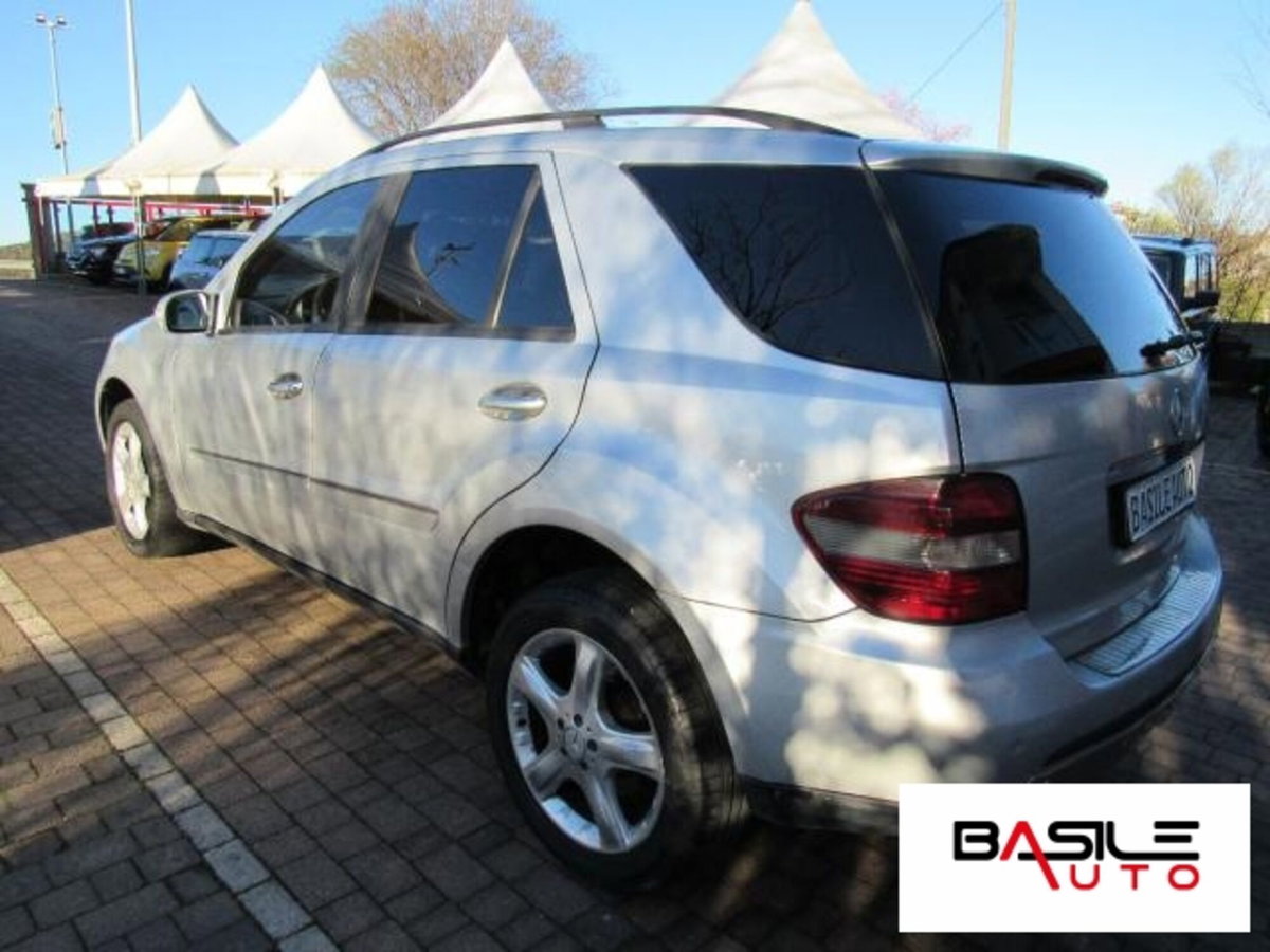 Mercedes-Benz Classe ML 320 CDI Offroad Pro (6)