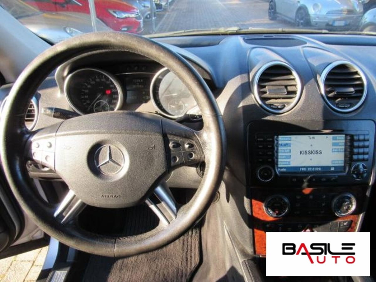 Mercedes-Benz Classe ML 320 CDI Offroad Pro (8)