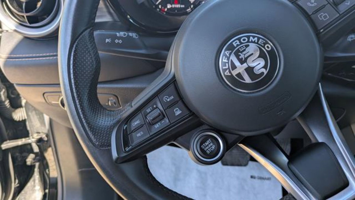 Alfa Romeo Tonale 1.5 hybrid Intensa 160cv tct7 (17)