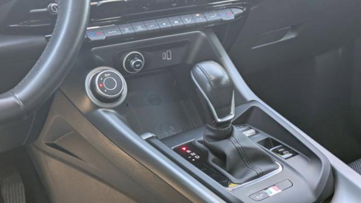 Alfa Romeo Tonale 1.5 hybrid Intensa 160cv tct7 (9)