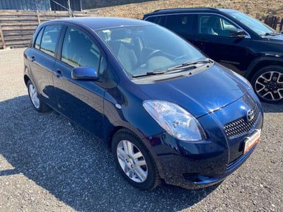 Toyota Yaris 1.D-4D 5 porte Sol usata