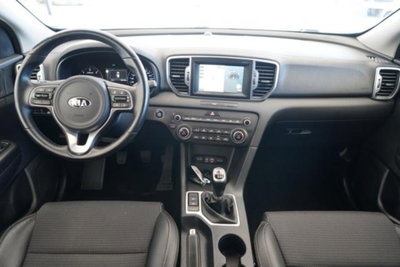 Kia Sportage 1.7 CRDI 2WD Style (19)