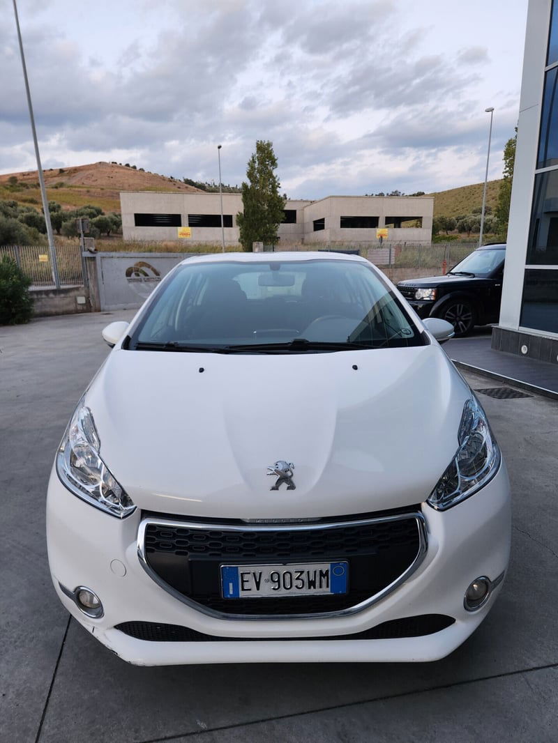 Peugeot 208 HDi 68 CV 5 porte Allure