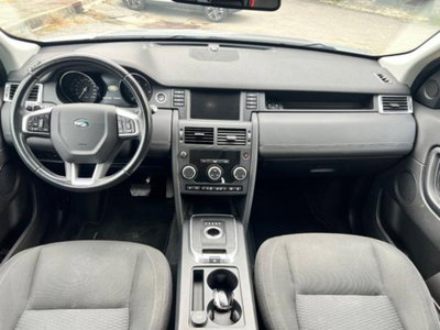 Land Rover Discovery Sport 2.0 TD4 180 CV HSE Luxury (15)