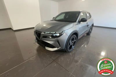 Alfa Romeo Junior 1.2 ibrida Speciale 145cv edct6 nuova