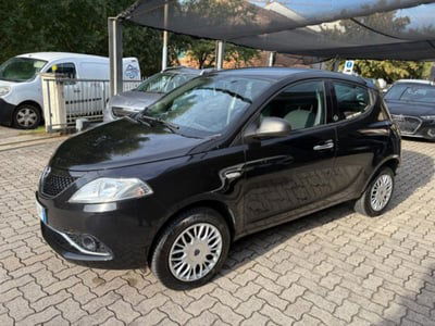 Lancia Ypsilon 0.9 TwinAir 85 CV 5 porte S&S DFN Silver usata
