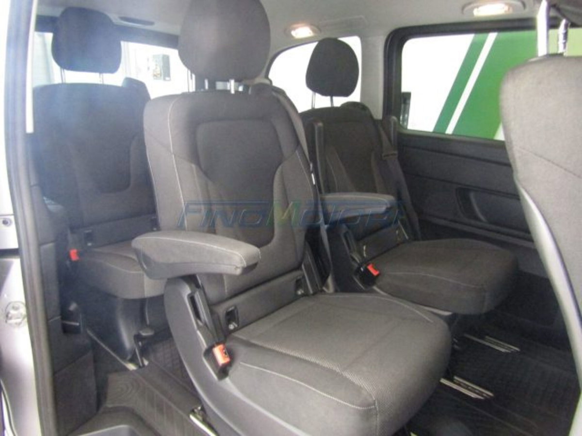 Mercedes-Benz Classe V 200 d Automatic 4Matic Executive Compact (11)