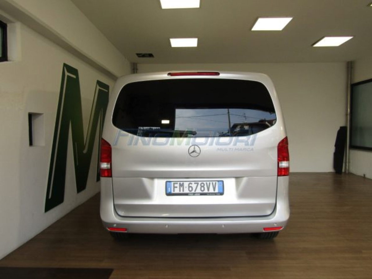 Mercedes-Benz Classe V 200 d Automatic 4Matic Executive Compact (16)
