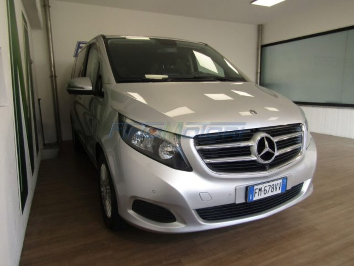 Mercedes-Benz Classe V 200 d Automatic 4Matic Executive Compact (3)