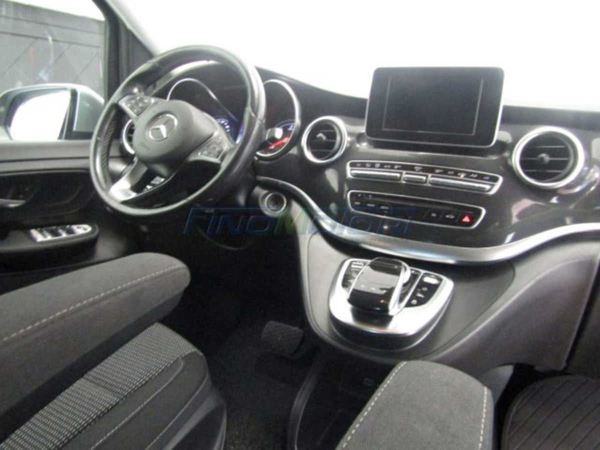 Mercedes-Benz Classe V 200 d Automatic 4Matic Executive Compact (8)