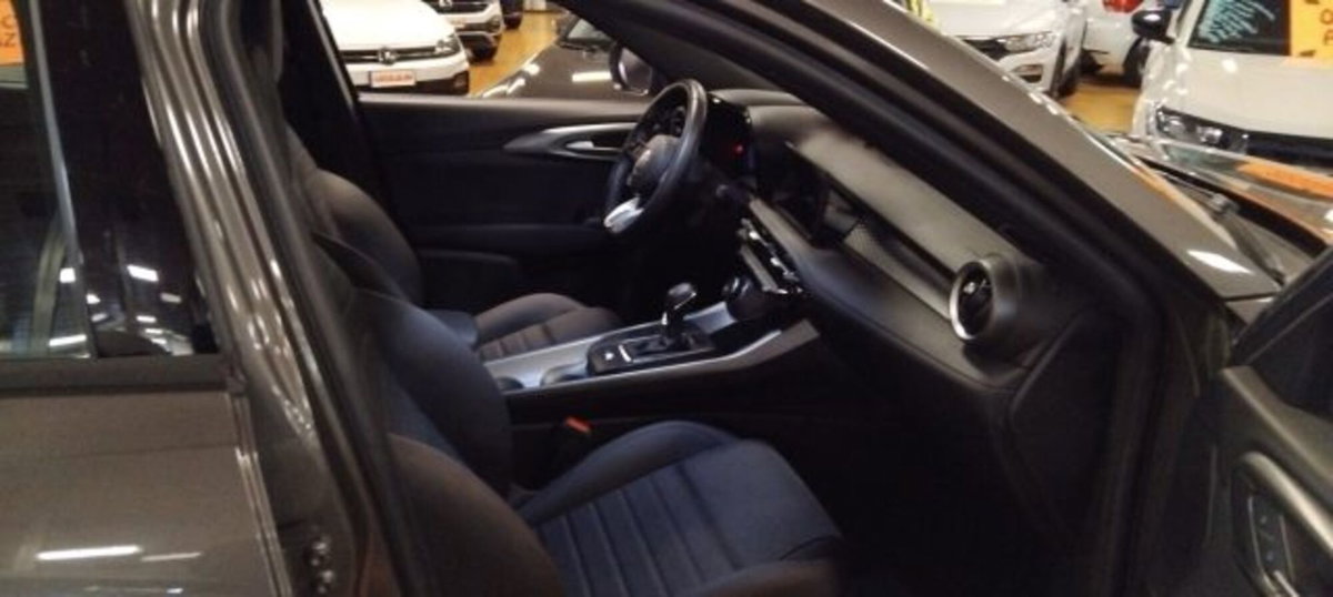 Alfa Romeo Tonale 1.6 Sprint 130cv tct6 (10)