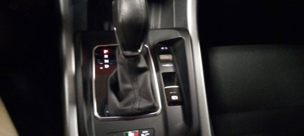Alfa Romeo Tonale 1.6 Sprint 130cv tct6 (16)