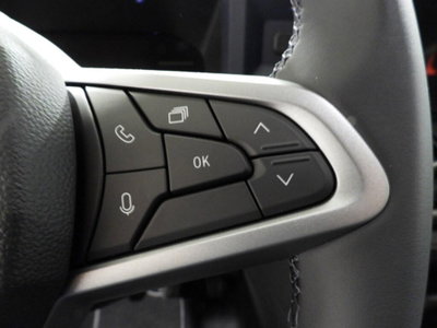 Dacia Bigster 1.2 mild hybrid-G Essential 140cv (10)