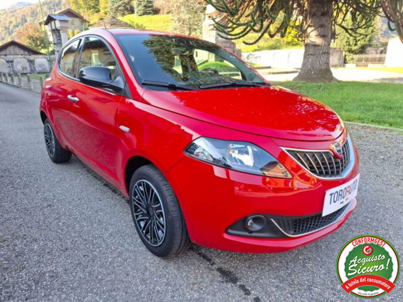 Lancia Ypsilon 1.0 FireFly 5 porte S&S Hybrid Gold Plus