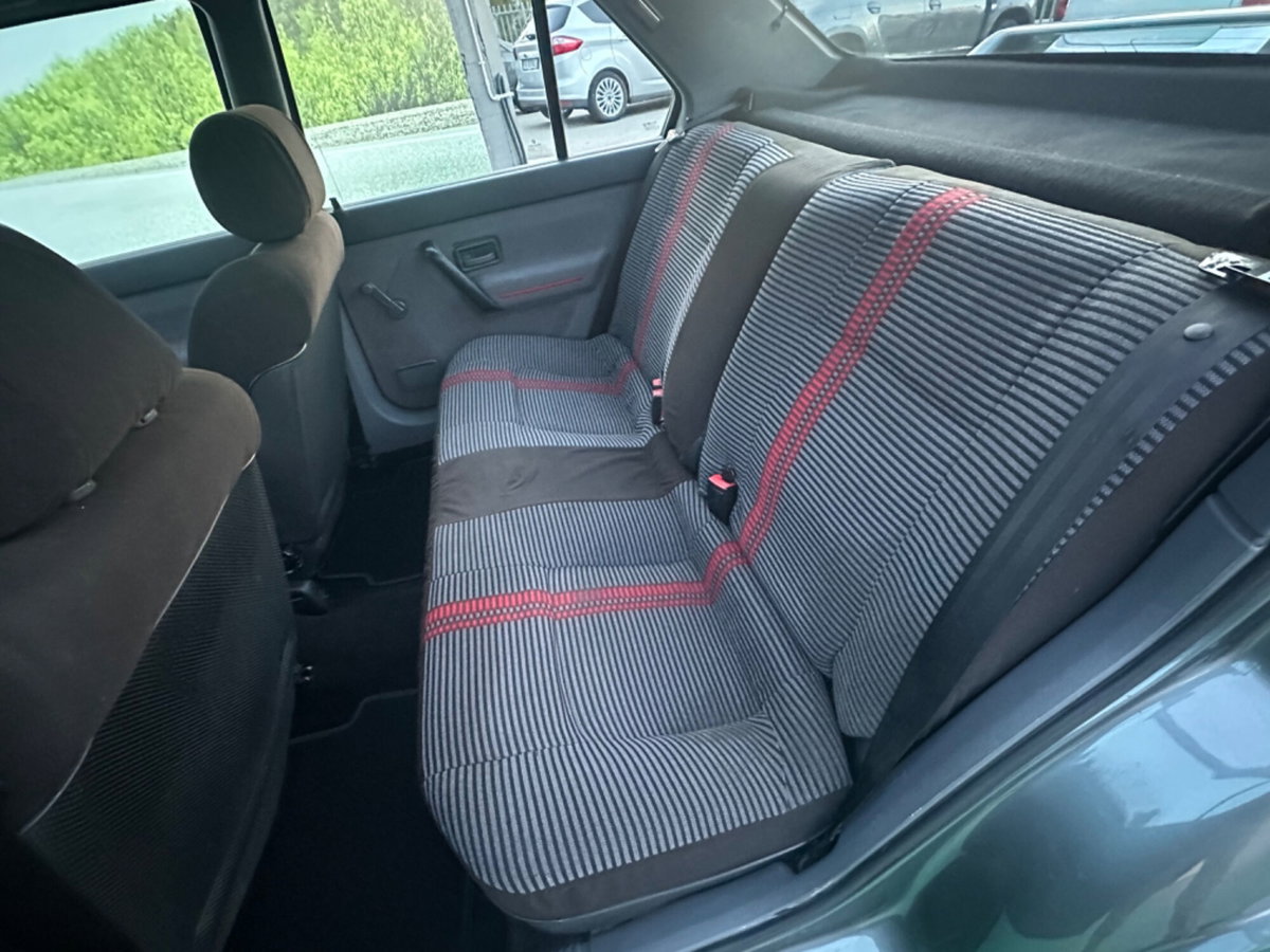 Renault 19 1.8i 16V Limited (8)