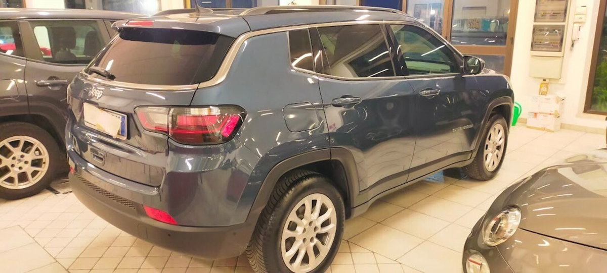 Jeep Compass 1.6 Multijet II 2WD Limited (3)