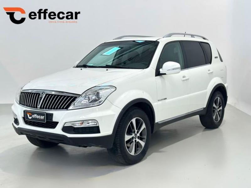 Ssangyong Rexton W Diesel 4WD M/T Plus