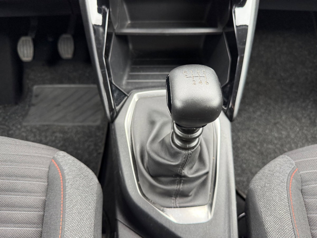 Peugeot 208 BlueHDi 100 Stop&Start 5 porte Active Pack (12)