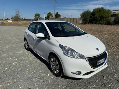 Peugeot 208 82 5 porte Active usata