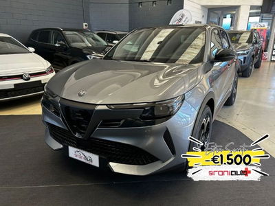 Alfa Romeo Junior 1.2 ibrida Speciale 145cv edct6 nuova
