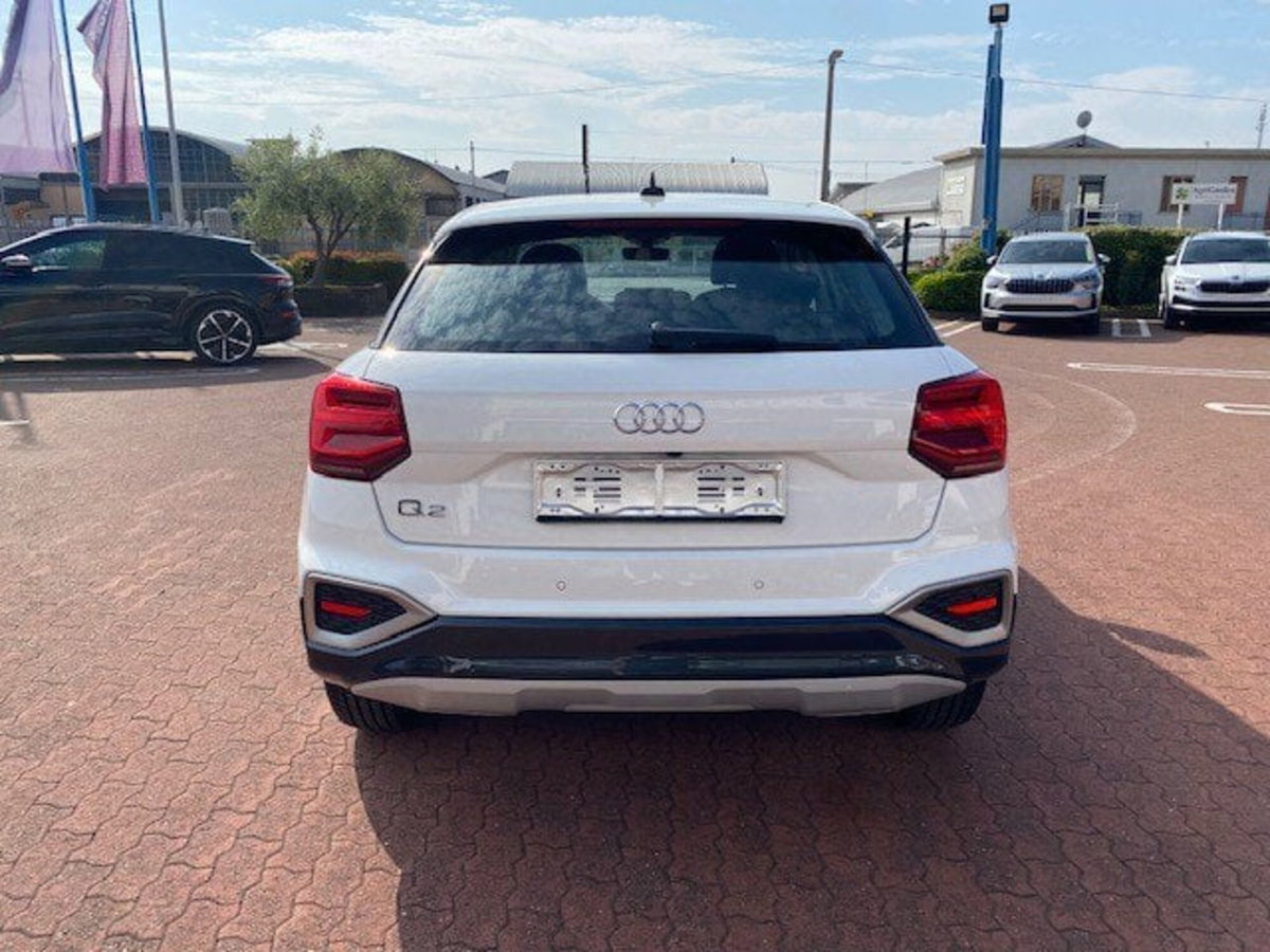 Audi Q2 Q2 30 TFSI Business (5)
