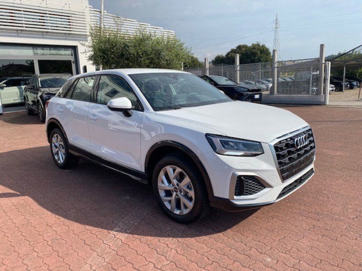 Audi Q2 Q2 30 TFSI Business (8)