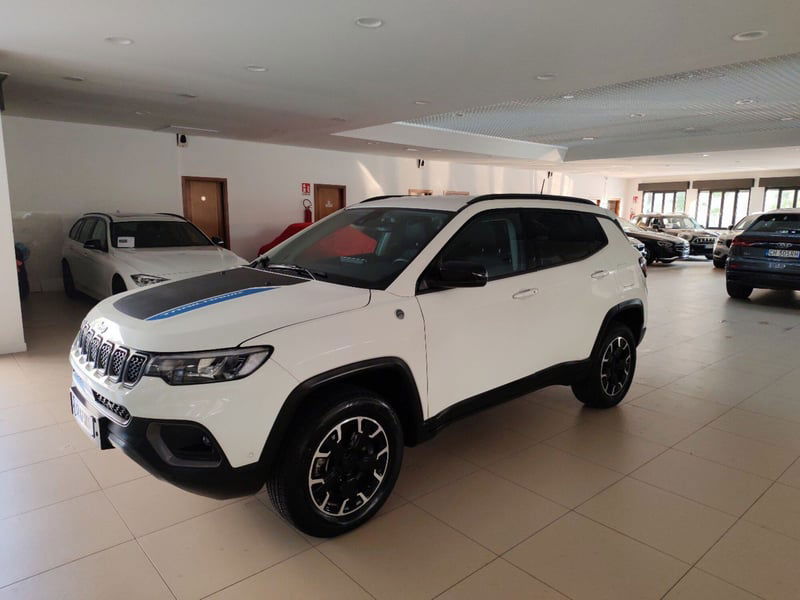 Jeep Compass 1.3 T4 240CV PHEV AT6 4xe Trailhawk