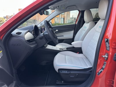 Fiat 600e 54kWh La Prima (8)