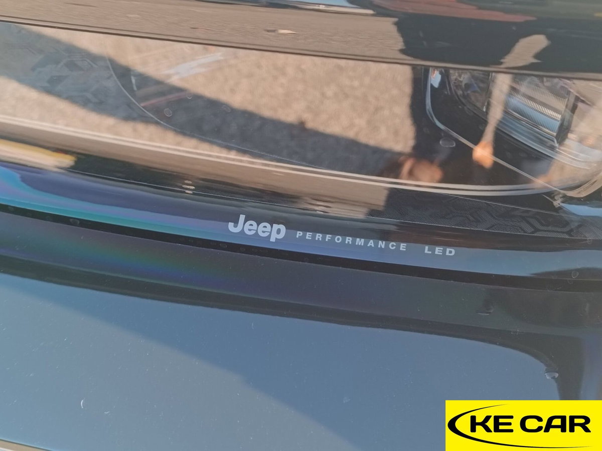 Jeep Avenger 1.2 turbo Summit fwd 100cv (6)