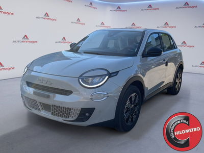 Fiat 600 1.2 hybrid Serie Speciale Icon 110cv auto nuova
