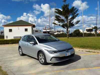 Volkswagen Golf 2.0 TDI 150 CV DSG SCR Life usata