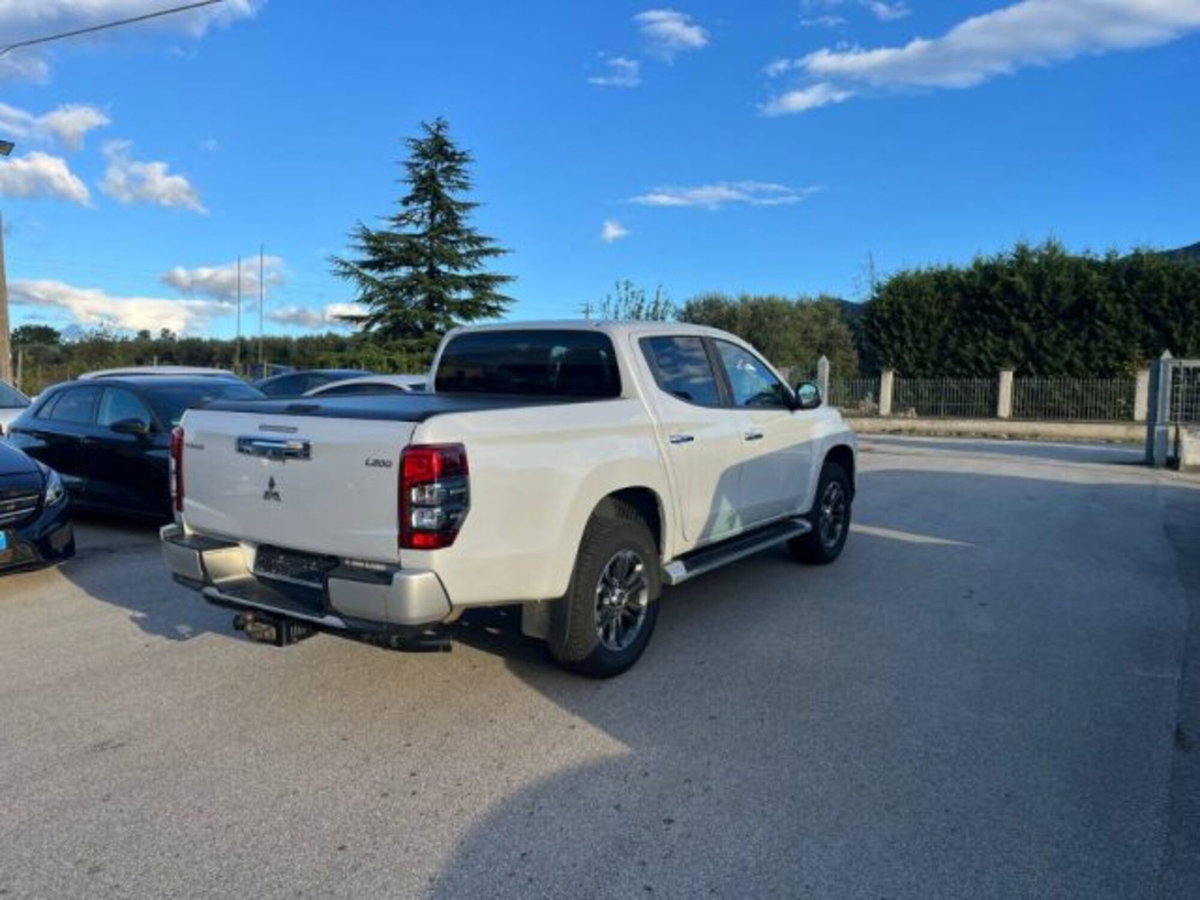 Mitsubishi L200 2.4 DI-D/154CV Double Cab Intense Navi MGN (2)