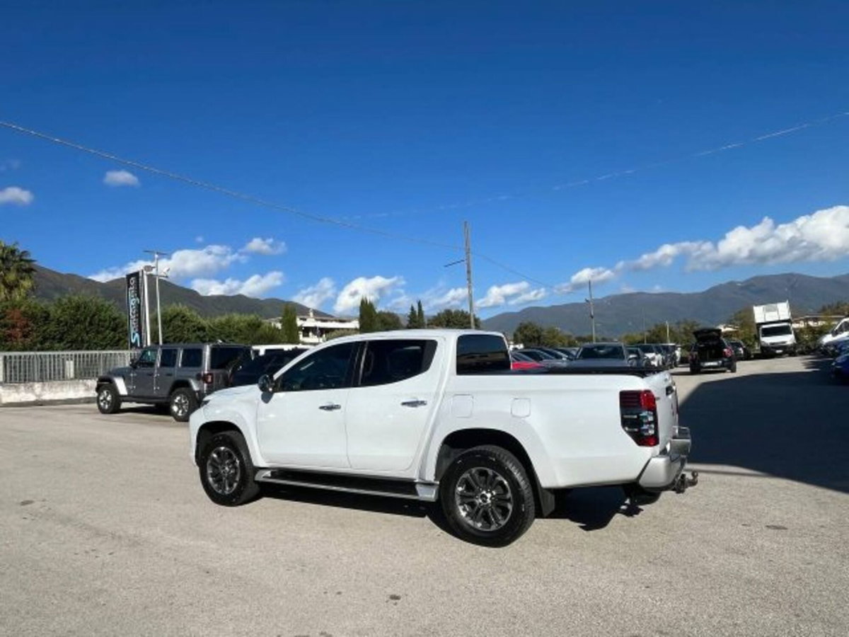 Mitsubishi L200 2.4 DI-D/154CV Double Cab Intense Navi MGN (20)