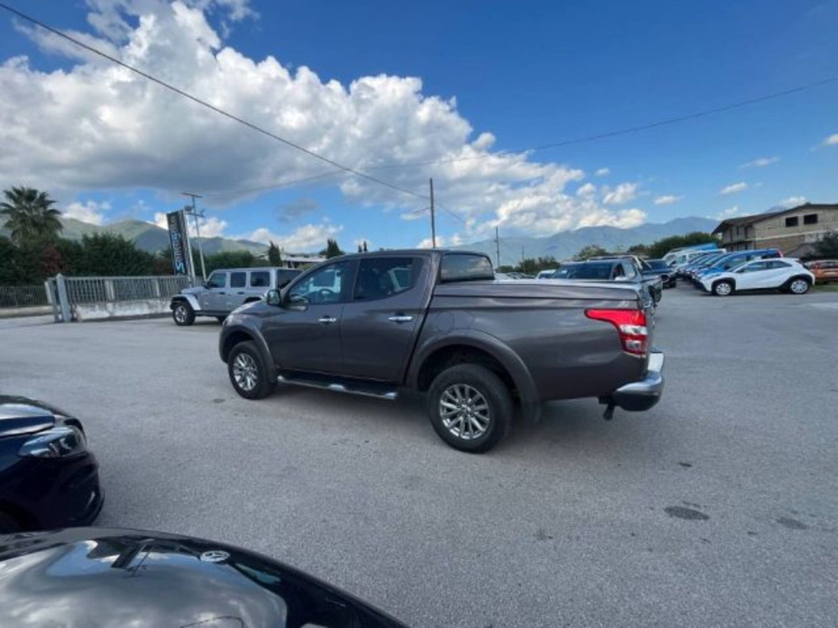 Mitsubishi L200 2.4 DI-D/181CV Double Cab Intense Hp Mivec (6)