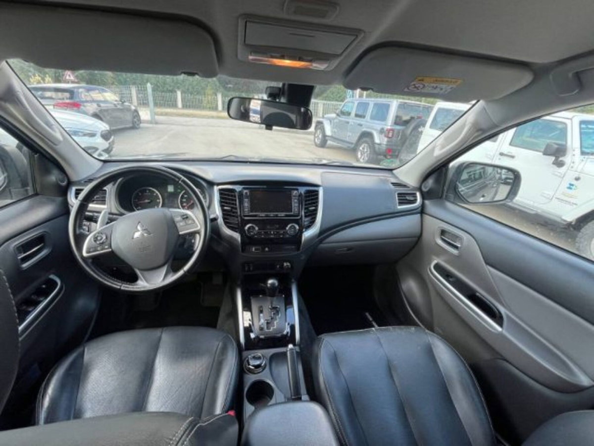 Mitsubishi L200 2.4 DI-D/181CV Double Cab Intense Hp Mivec (7)