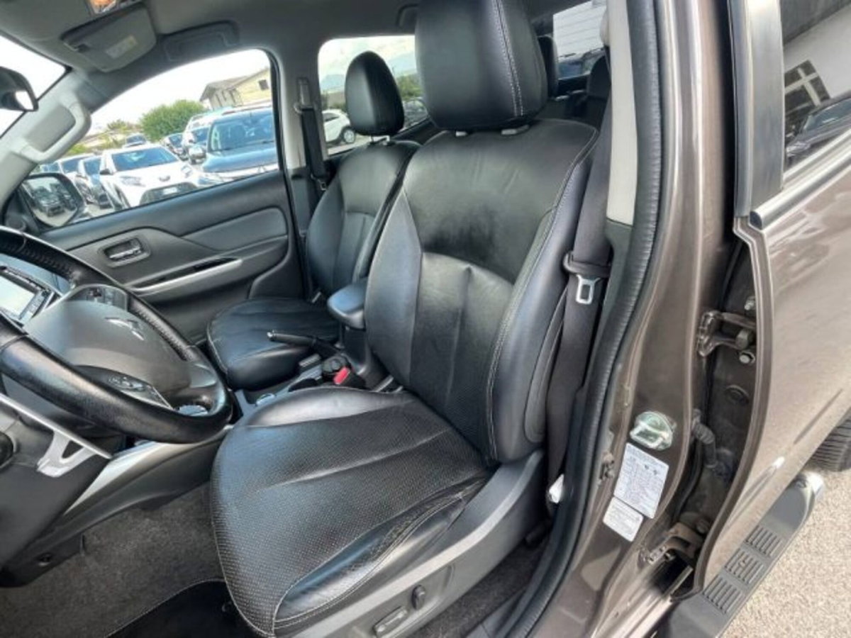 Mitsubishi L200 2.4 DI-D/181CV Double Cab Intense Hp Mivec (8)