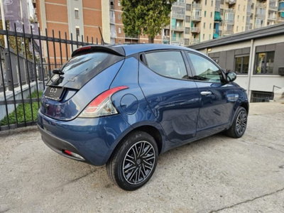 Lancia Ypsilon 1.0 FireFly 5 porte S&S Hybrid Ecochic A. Ferretti (6)