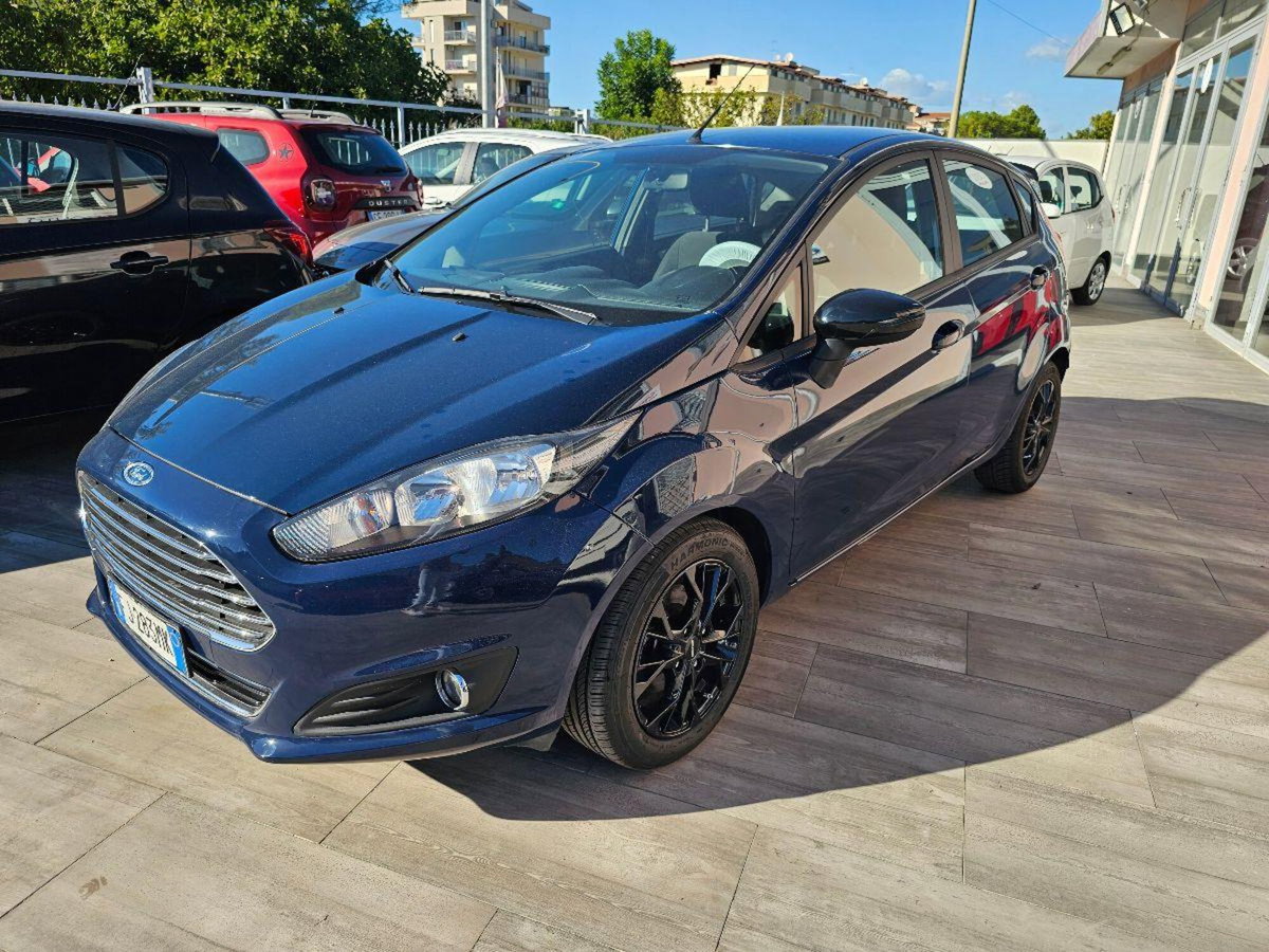 Ford Fiesta 1.5 TDCi 75CV 5 porte (3)