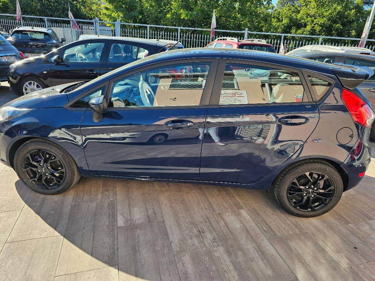 Ford Fiesta 1.5 TDCi 75CV 5 porte (5)