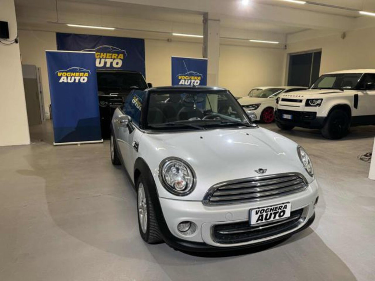 MINI Mini Cabrio 1.6 16V Cooper D Cabrio (2)