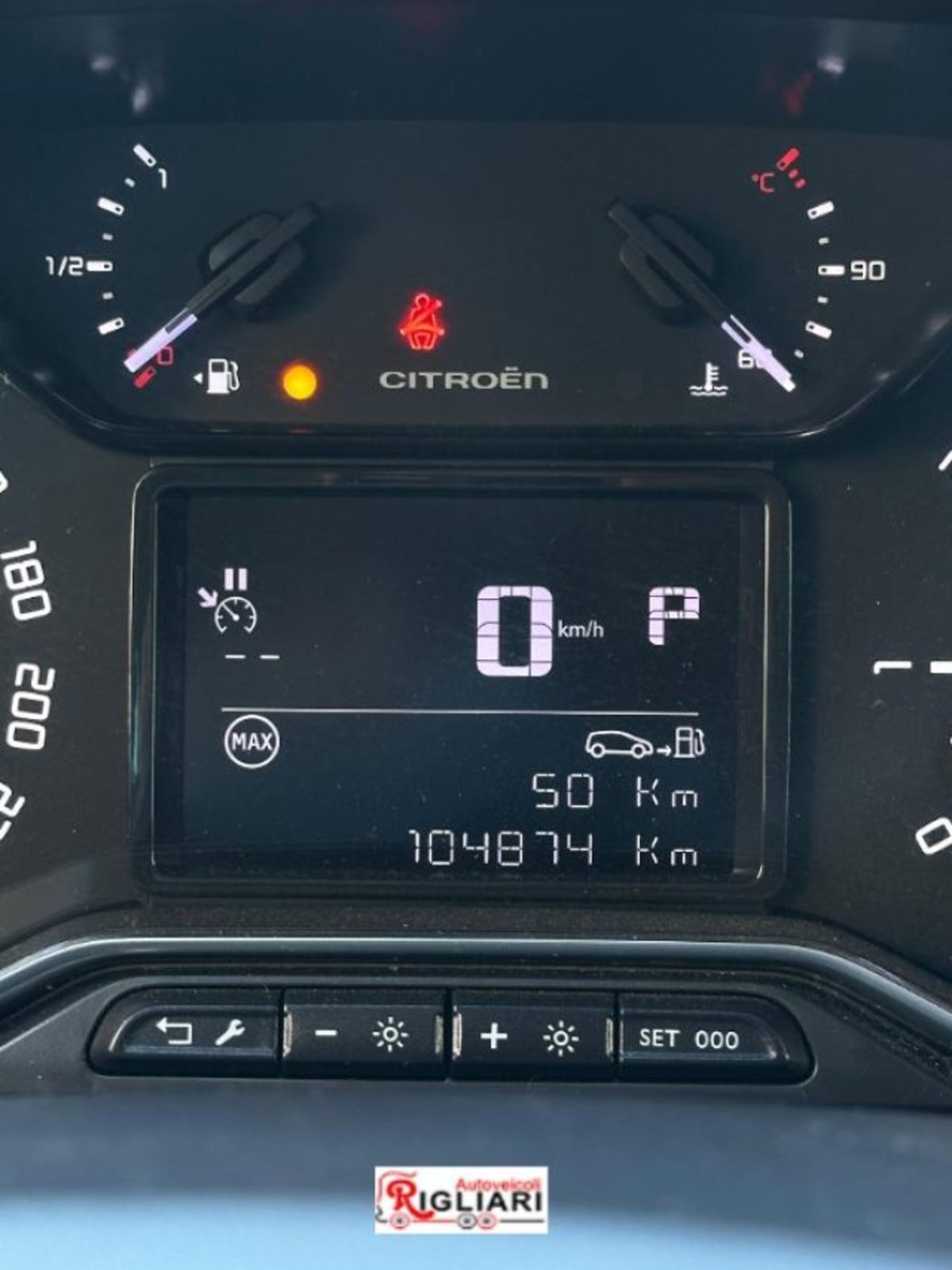 Citroen C3 Aircross BlueHDi 120 S&S EAT6 Shine (9)