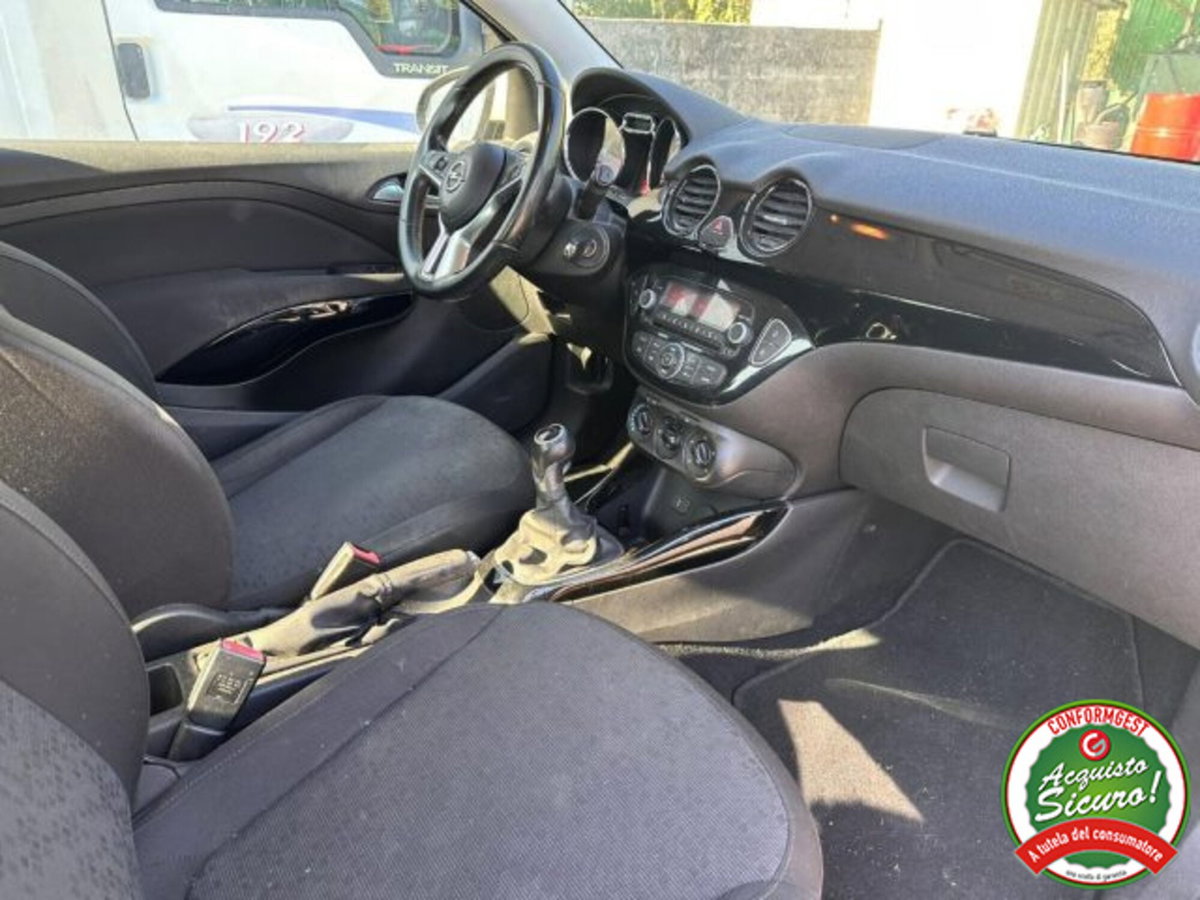 Opel Adam 1.4 87 CV Glam (12)