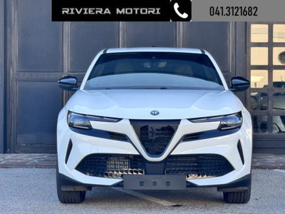 Alfa Romeo Junior 1.2 ibrida Speciale 145cv edct6 nuova
