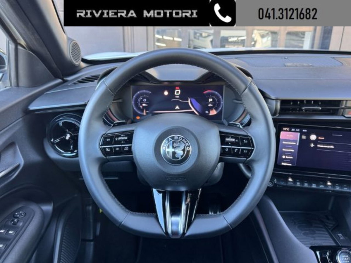 Alfa Romeo Junior 1.2 ibrida Sport Speciale 145cv edct6 (6)
