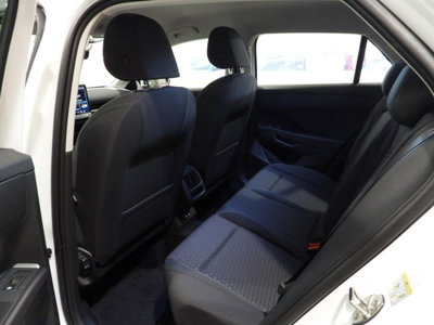 Volkswagen T-Roc 1.5 etsi Life 115cv dsg (12)