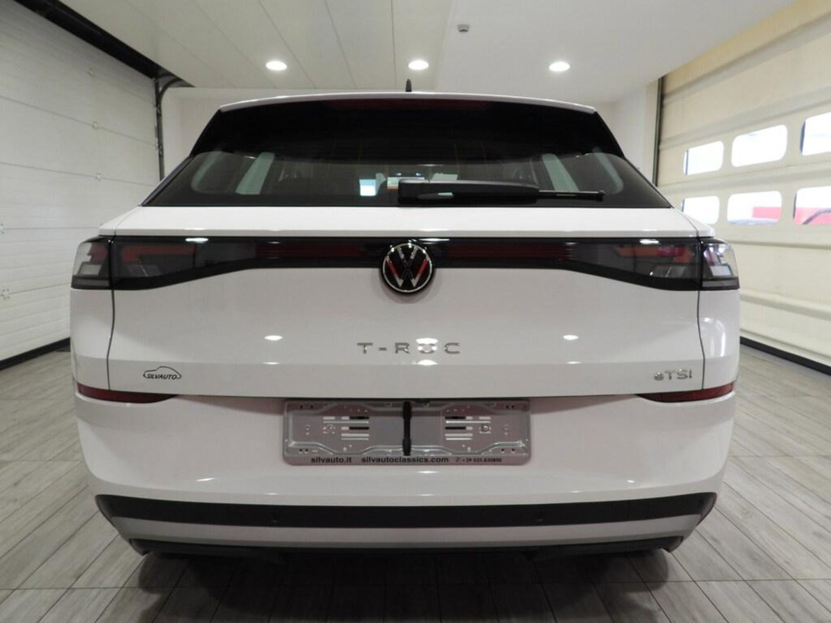 Volkswagen T-Roc 1.5 etsi Life 115cv dsg (5)