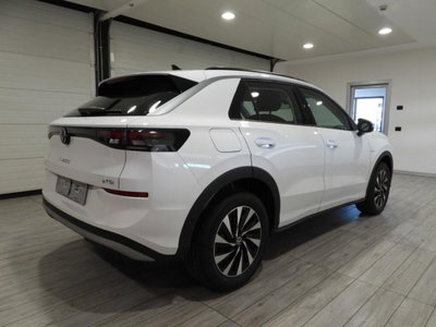 Volkswagen T-Roc 1.5 etsi Life 115cv dsg (6)