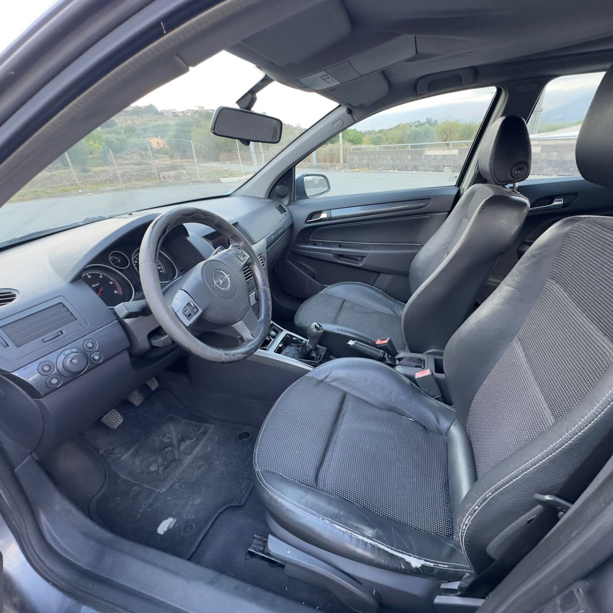 Opel Astra 1.7 CDTI 101CV 5 porte Club (11)
